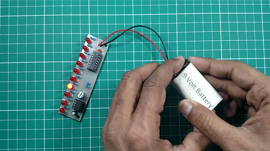 LED Chaser Power up Circuit