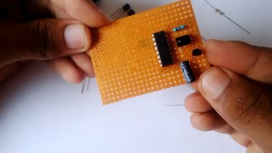 How To Make An Remote Control RC Motor Driver Using CD4017 IC - DIY