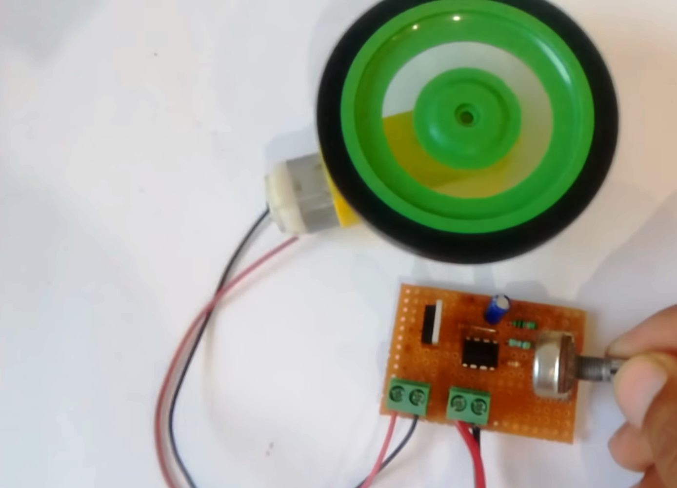 PWM Pulse Signal Generator Circuit Using LM Op IC